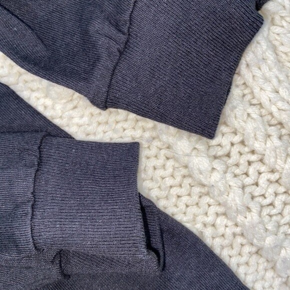 Nintendo black longsleeve T-shirt size small - Picture 7 of 7